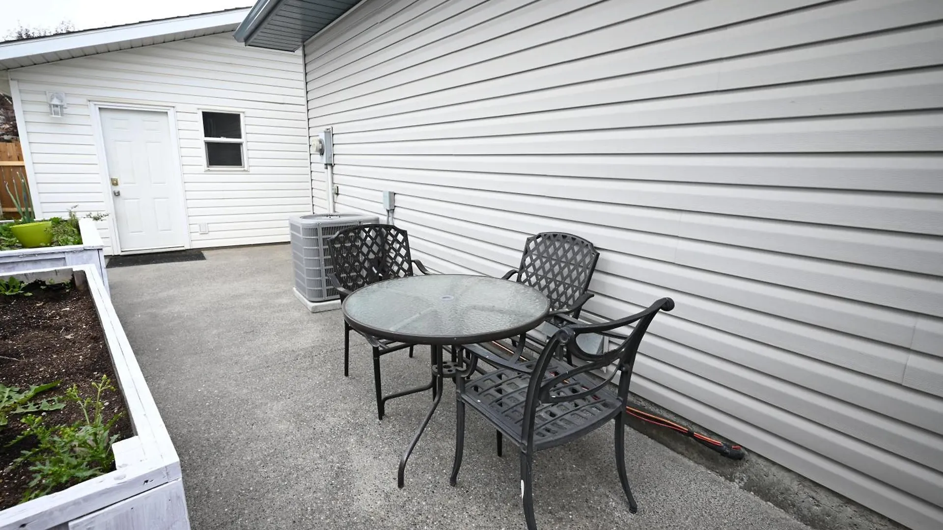 33 Executive Home, Ac, Airport Calgary